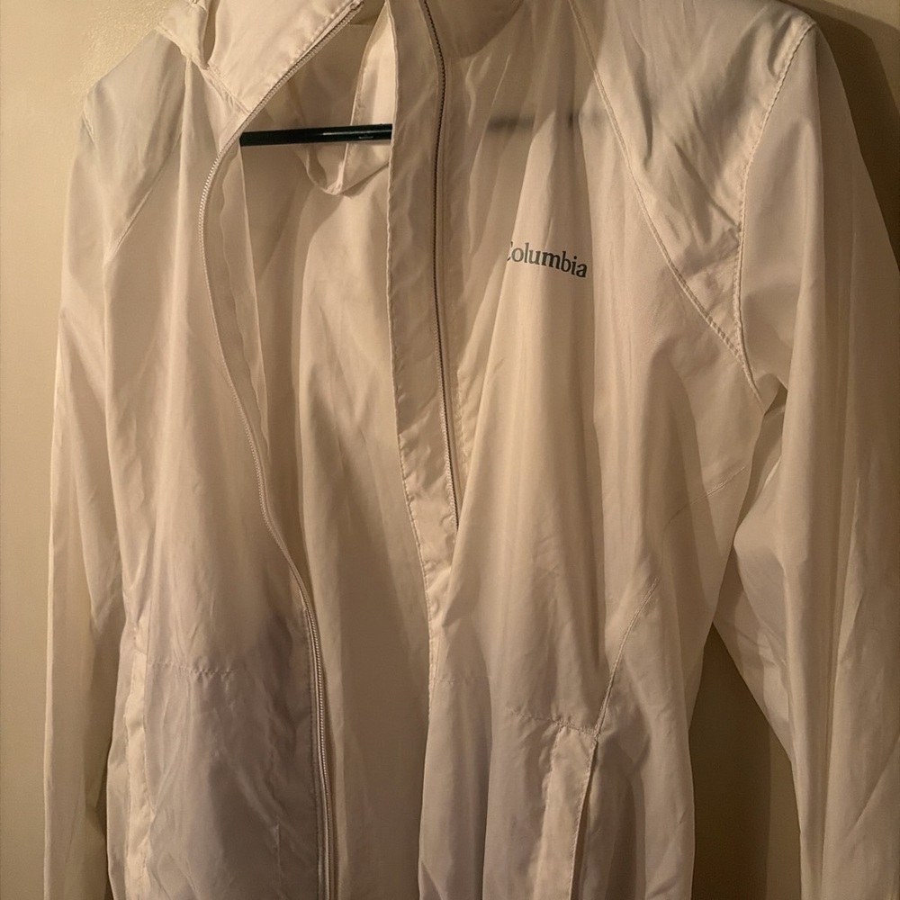 Columbia Adjustable Women's Lightweight White Jacket/Windbreaker